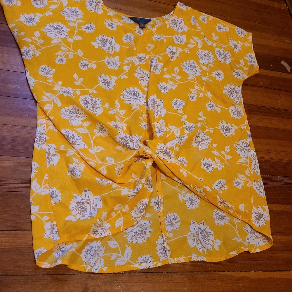 Medium shirt mix by 41 hawthorn